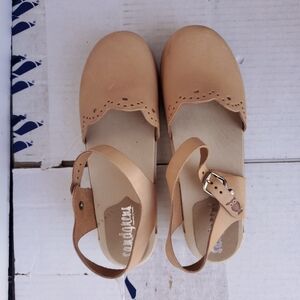 Sandgren Mary Jane Clogs